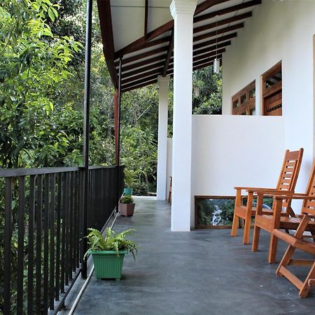 Amado Homestay エッラ エクステリア 写真